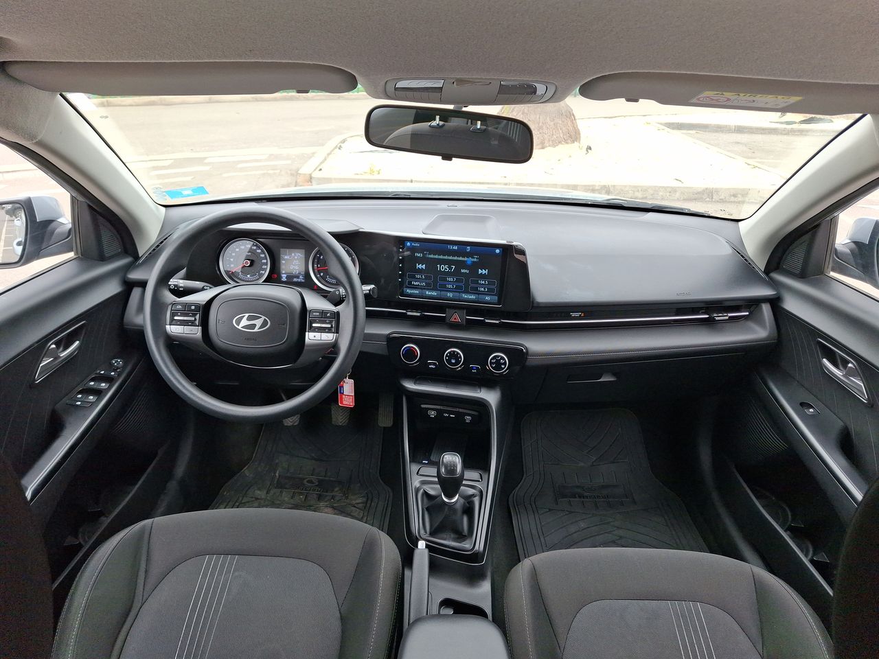 HYUNDAI - 9