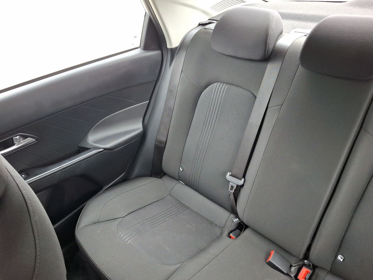 HYUNDAI - 12