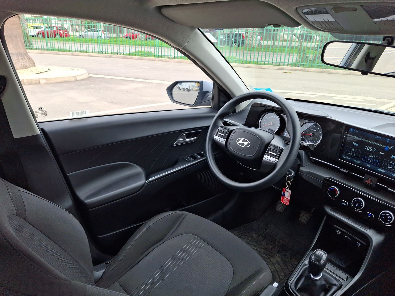HYUNDAI - 16