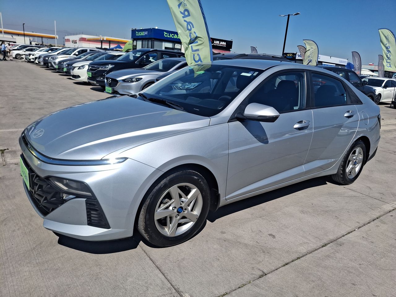 HYUNDAI - 3