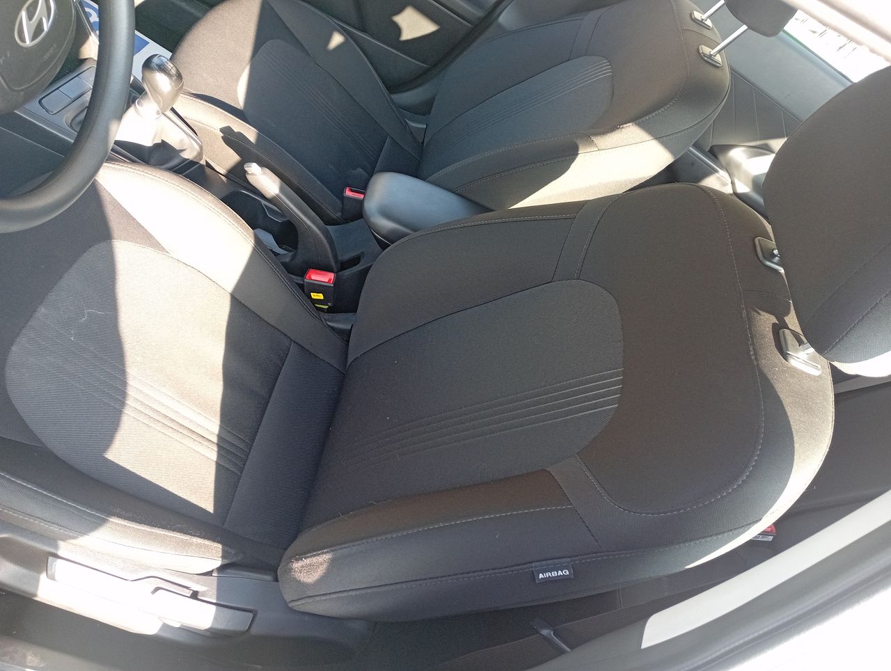 HYUNDAI - 17
