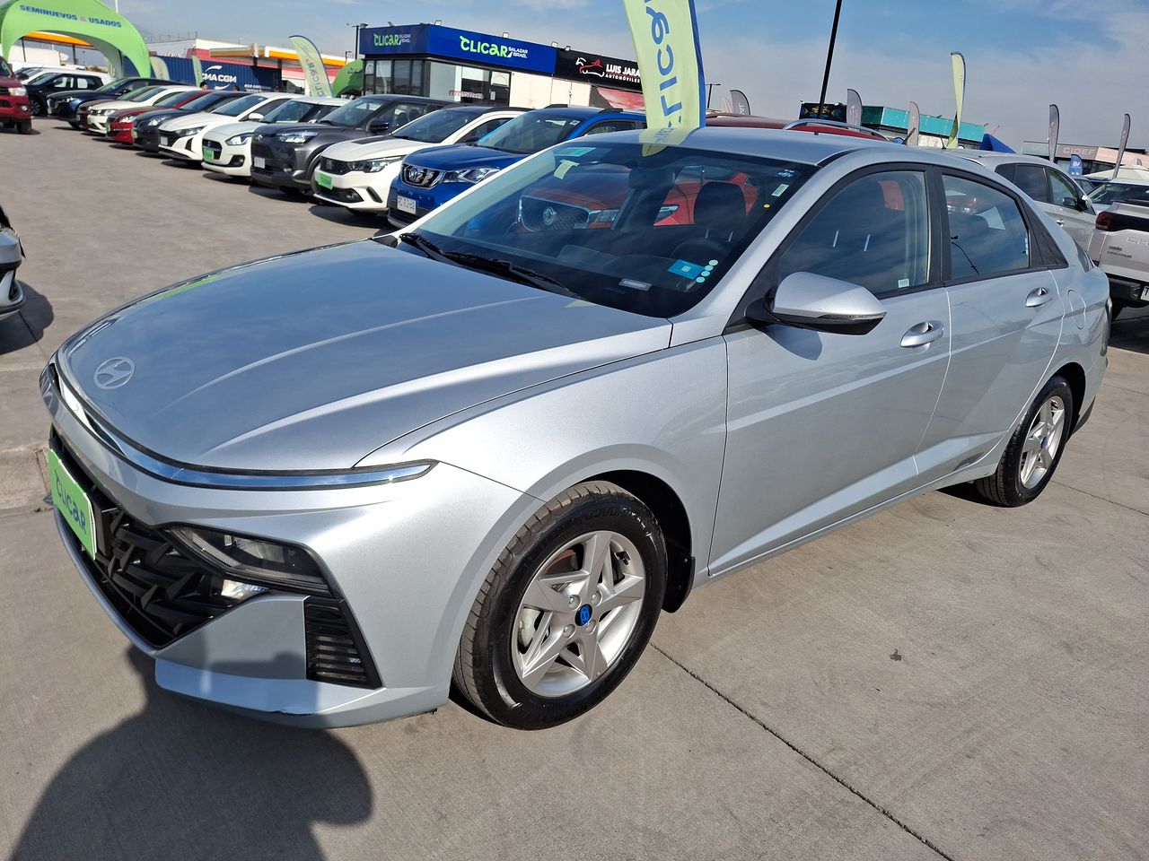 HYUNDAI - 3