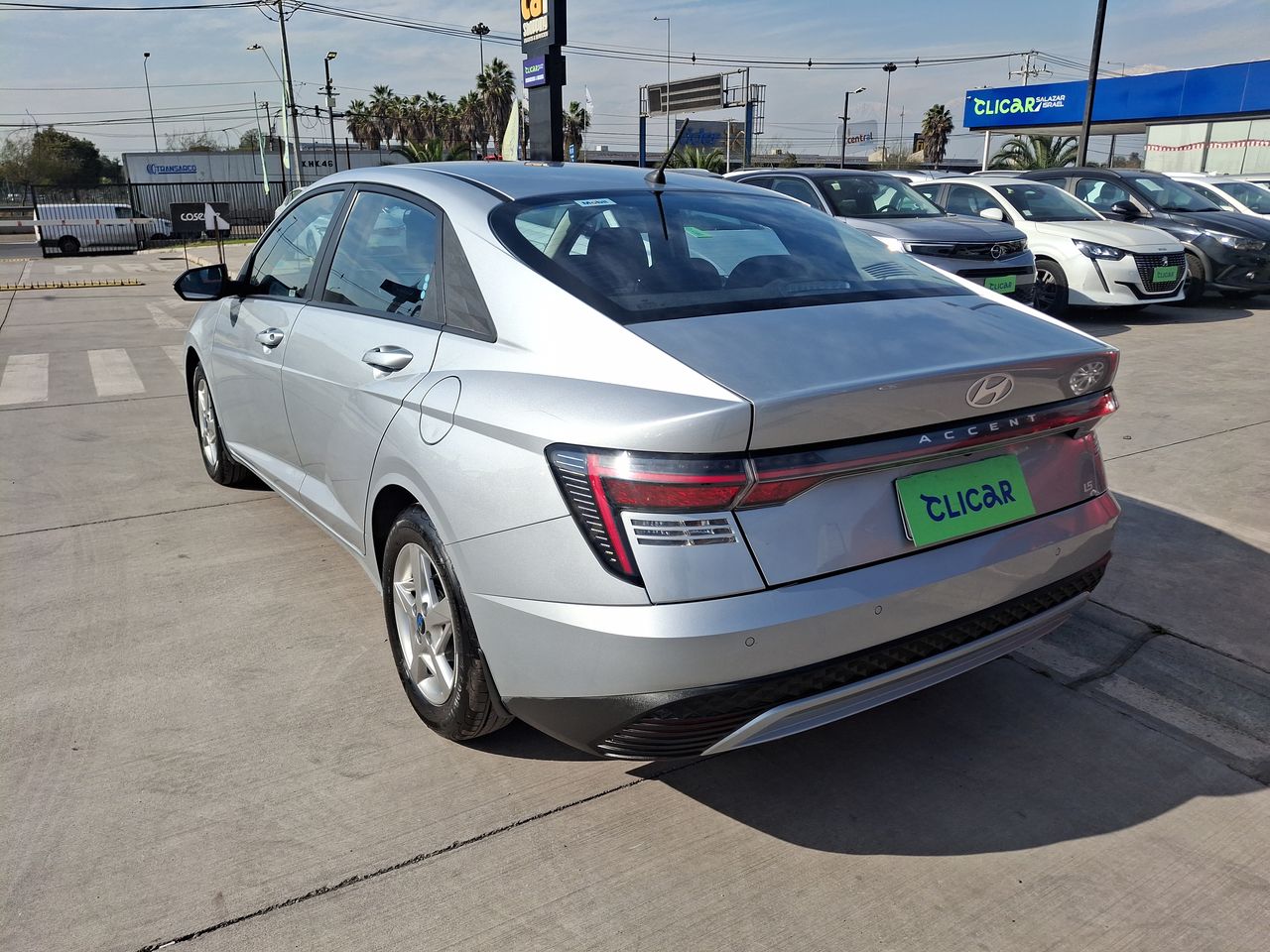HYUNDAI - 5