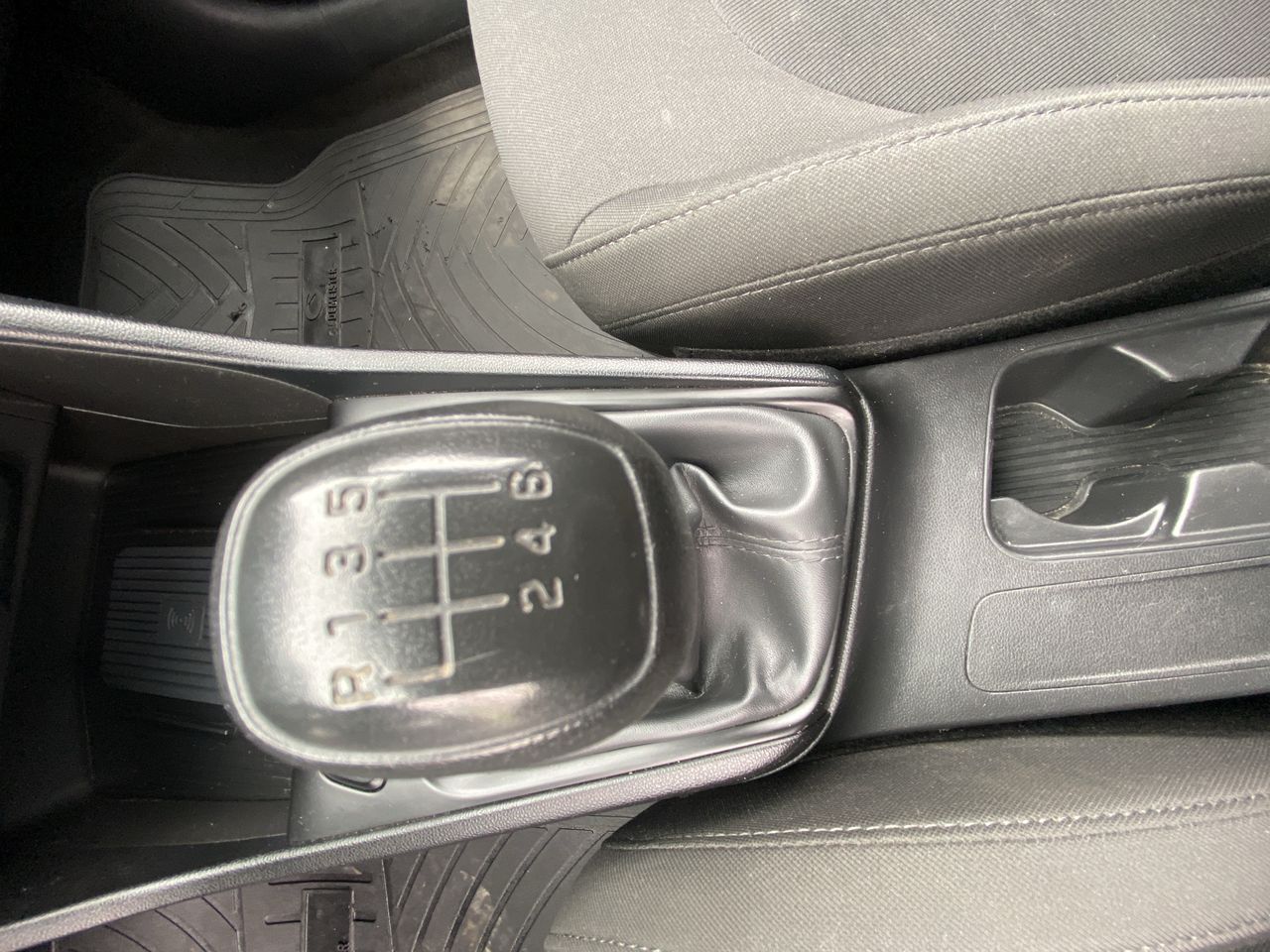 HYUNDAI - 30