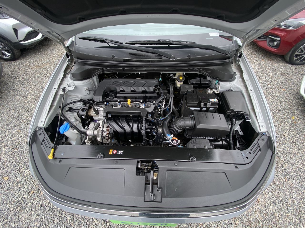 HYUNDAI - 18