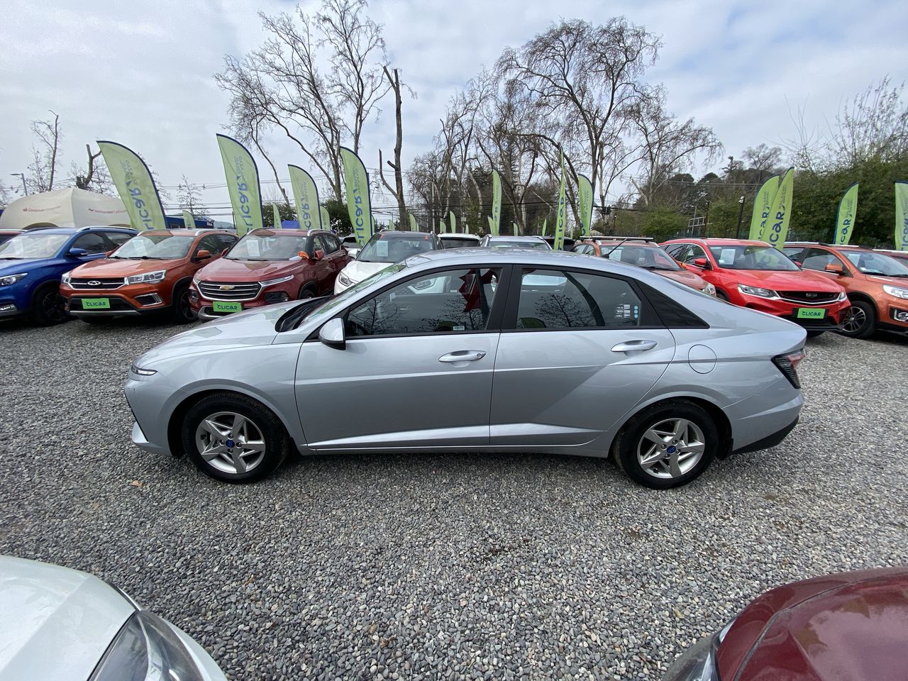 HYUNDAI - 4