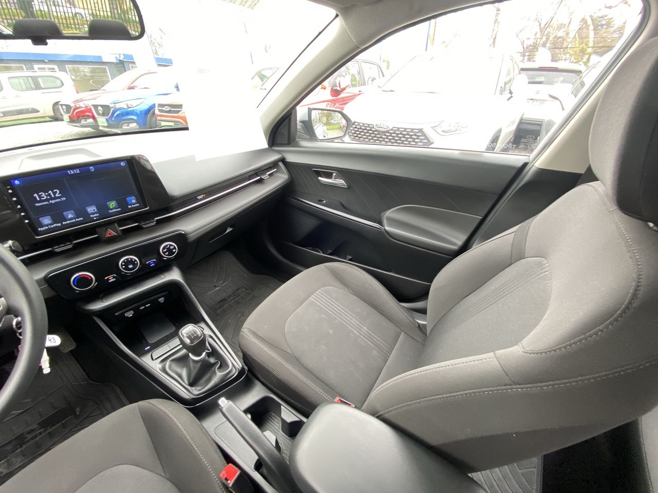 HYUNDAI - 11