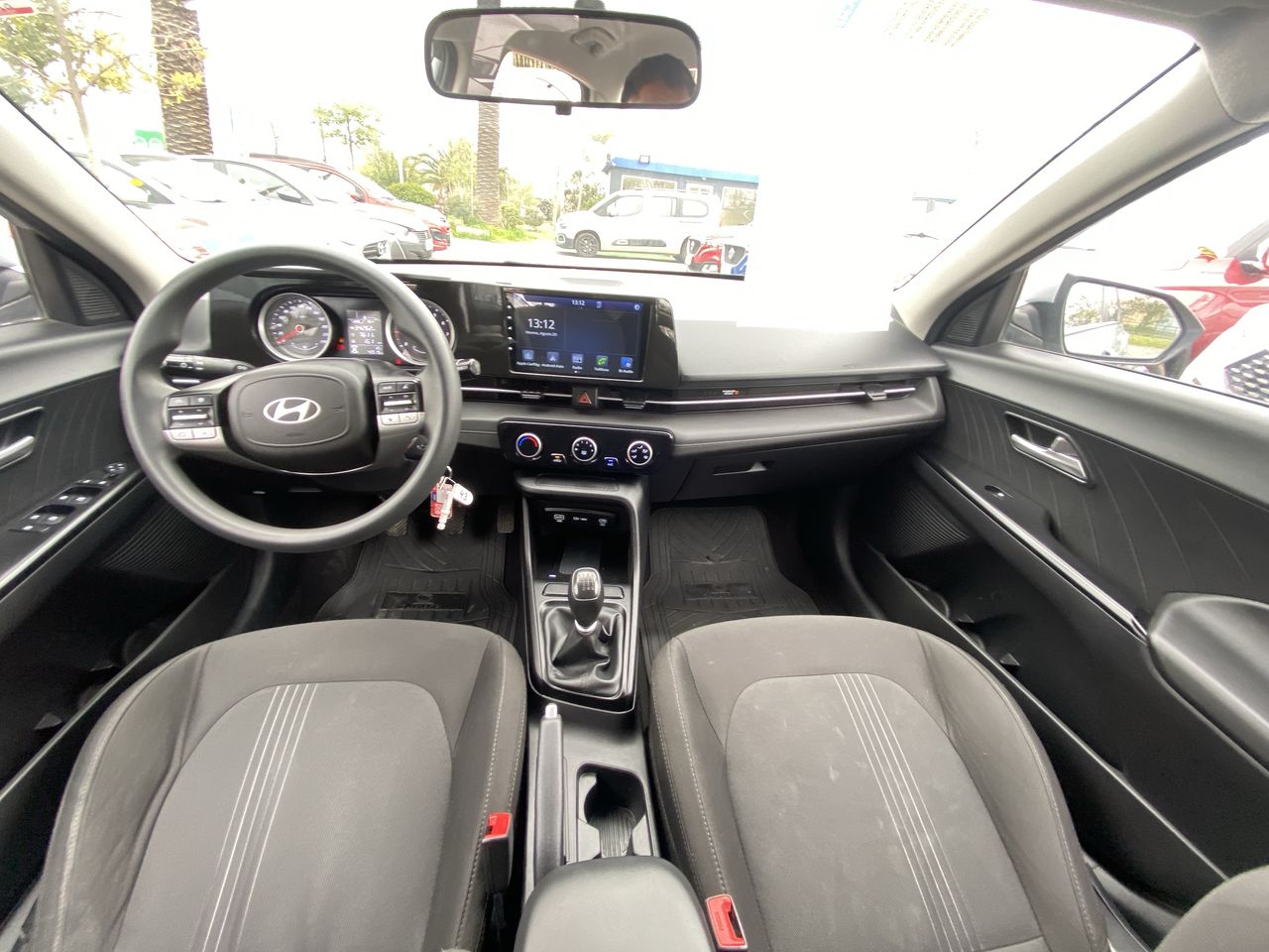 HYUNDAI - 16