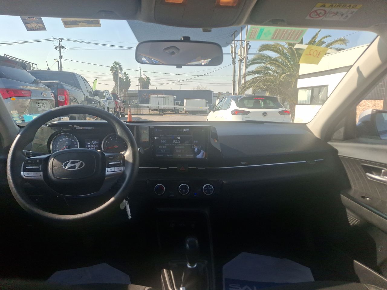HYUNDAI - 30