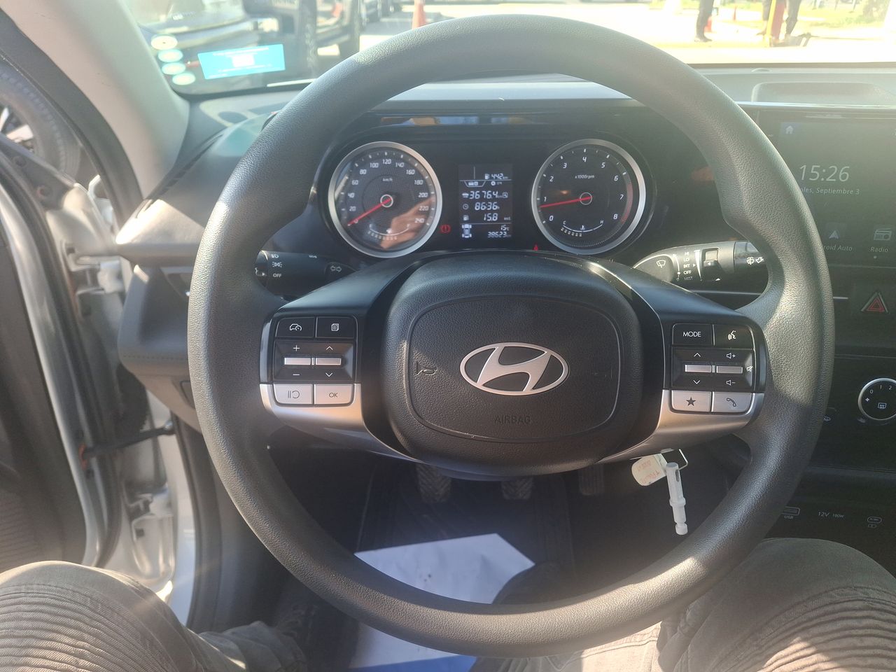 HYUNDAI - 23