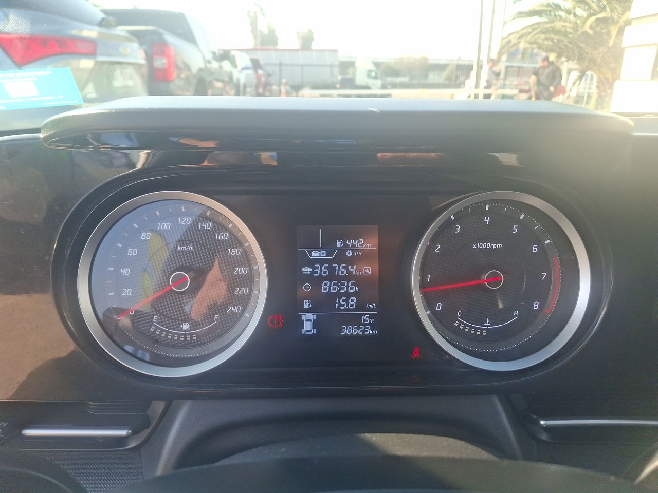 HYUNDAI - 25