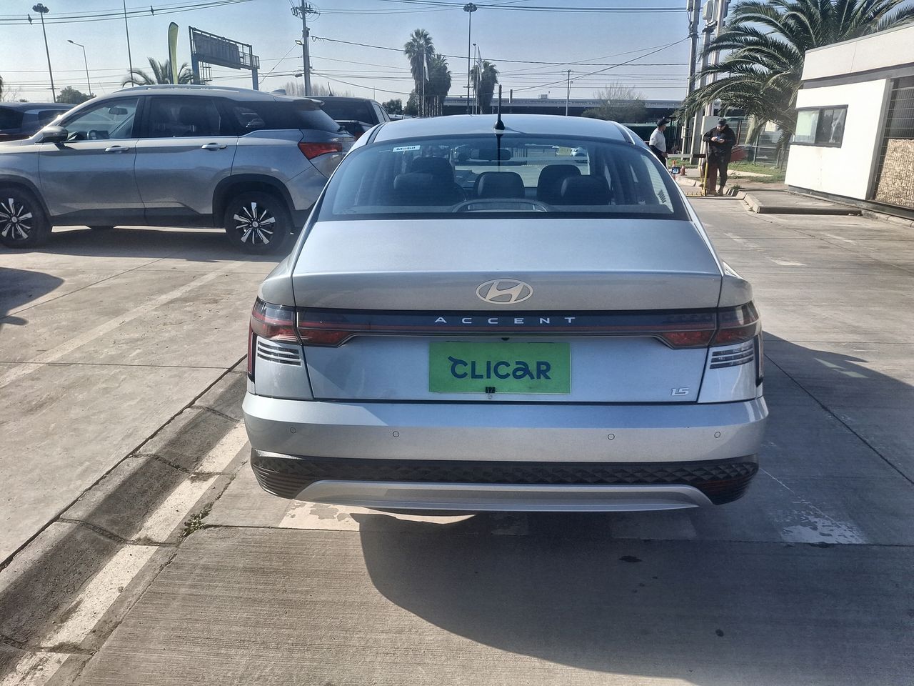 HYUNDAI - 6