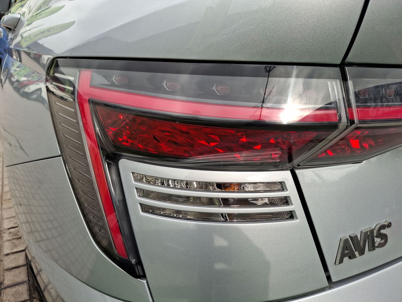 HYUNDAI - 19