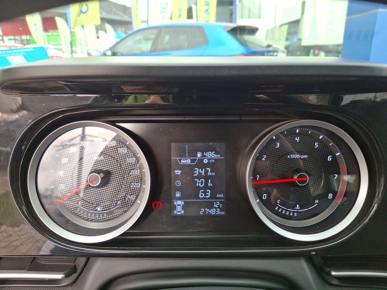 HYUNDAI - 25