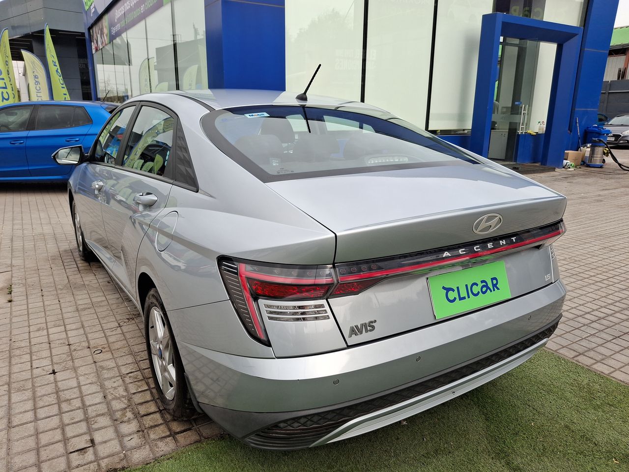 HYUNDAI - 5