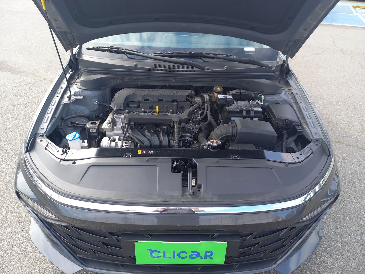 HYUNDAI - 18