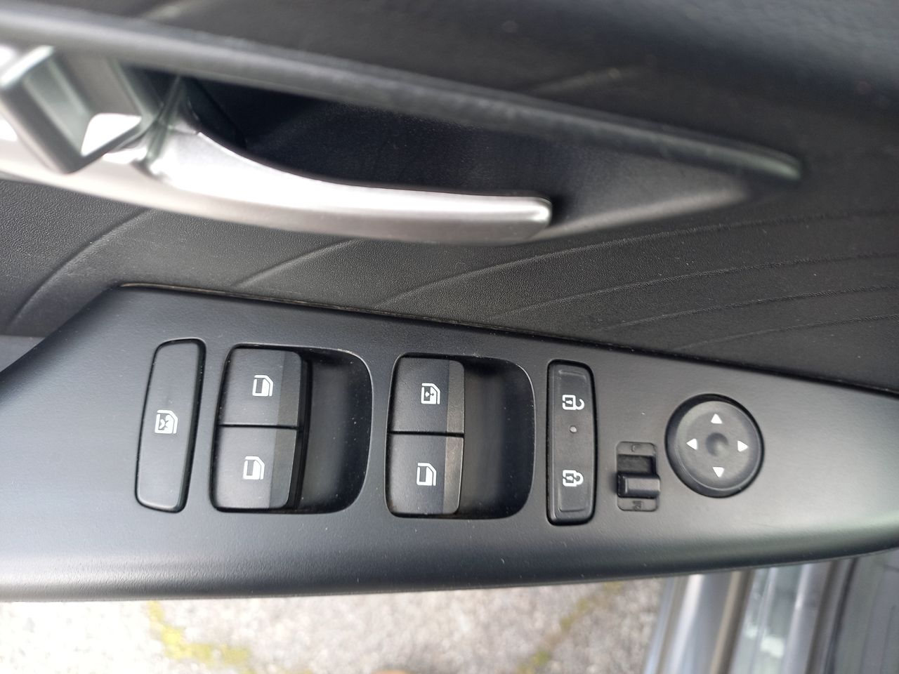 HYUNDAI - 22