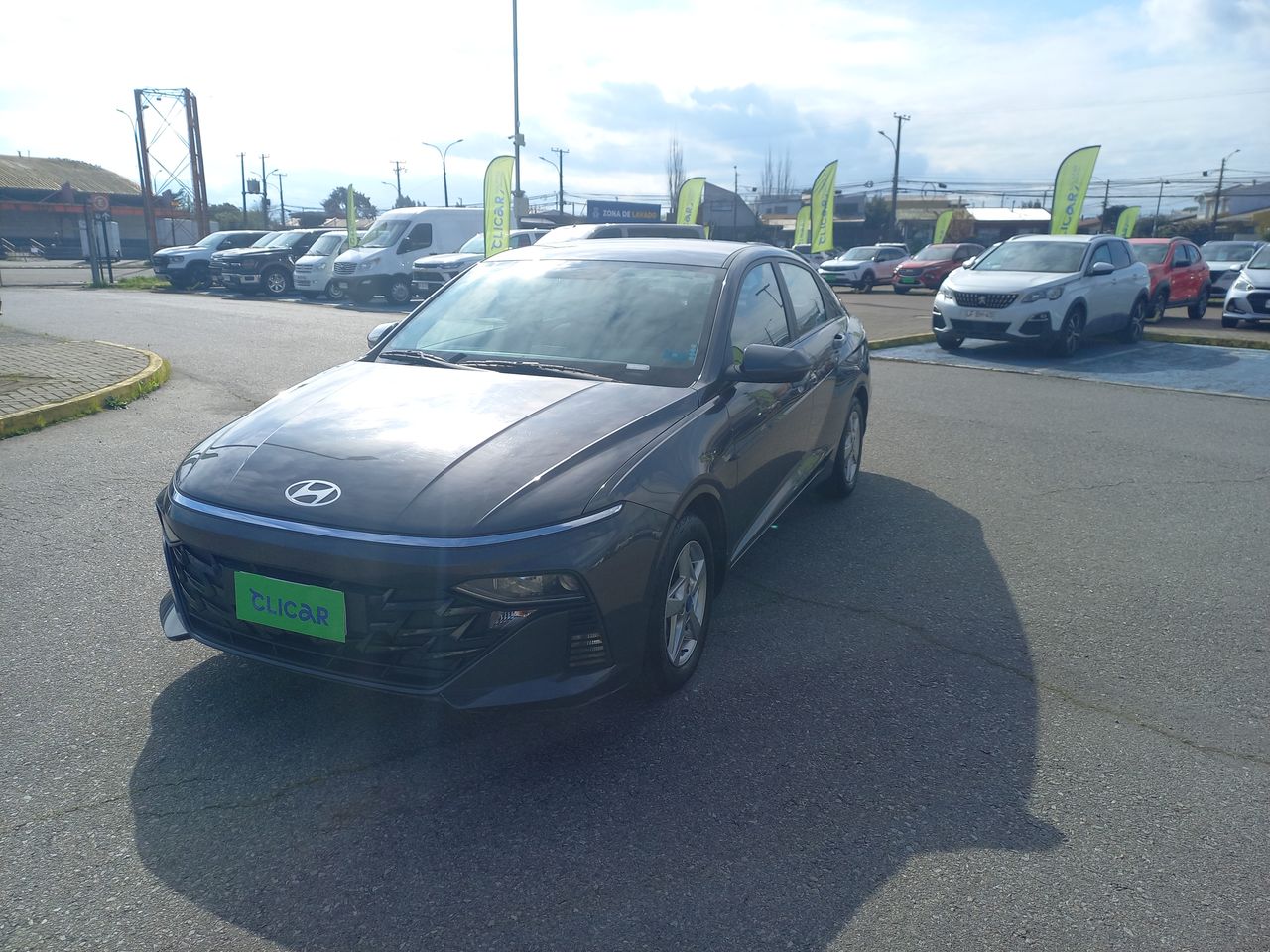 HYUNDAI - 3