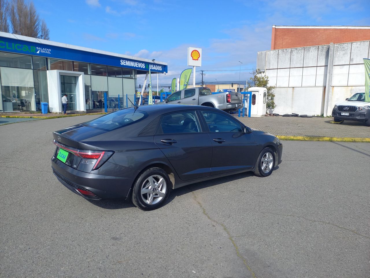 HYUNDAI - 8