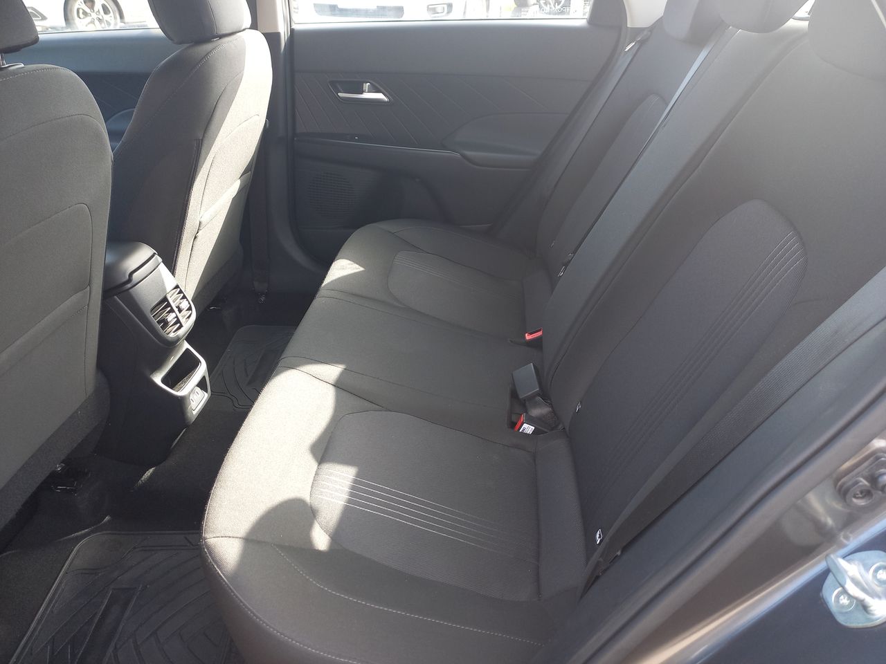 HYUNDAI - 13