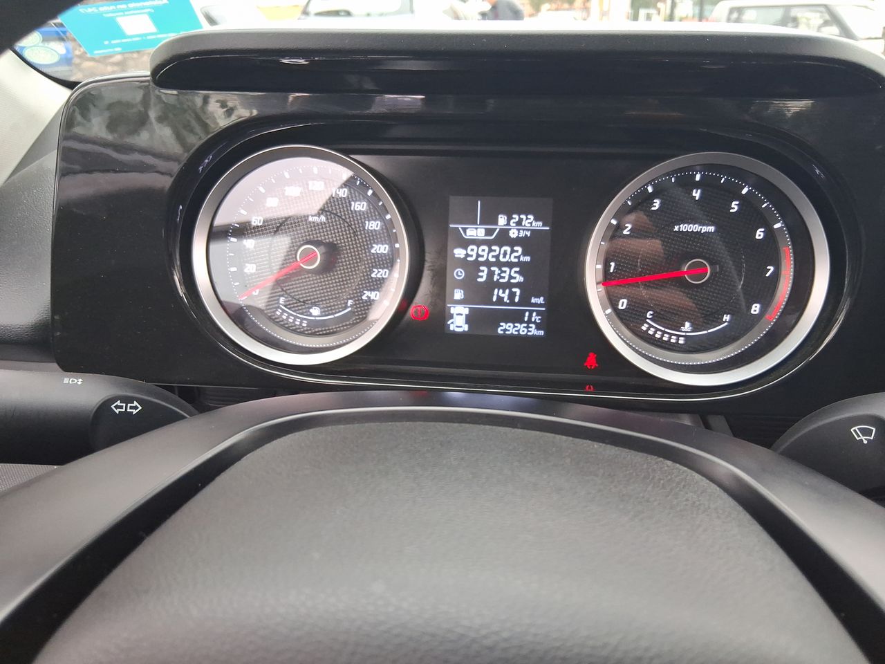 HYUNDAI - 27