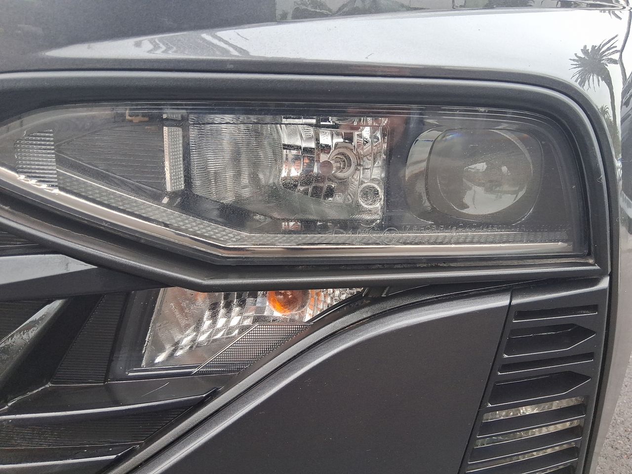 HYUNDAI - 18