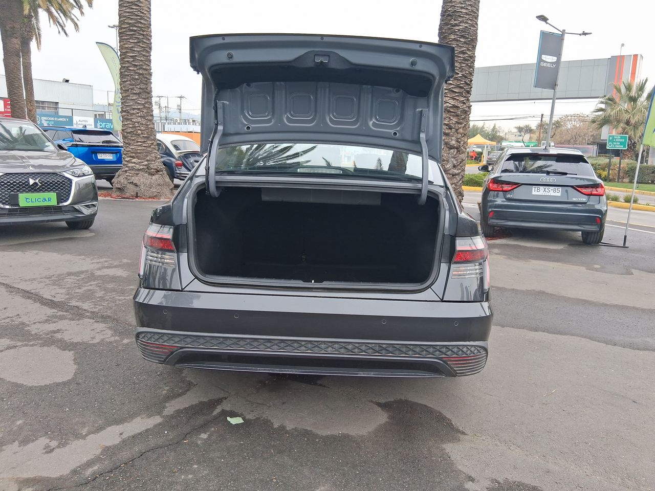 HYUNDAI - 21