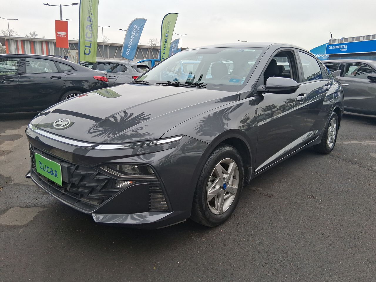 HYUNDAI - 3
