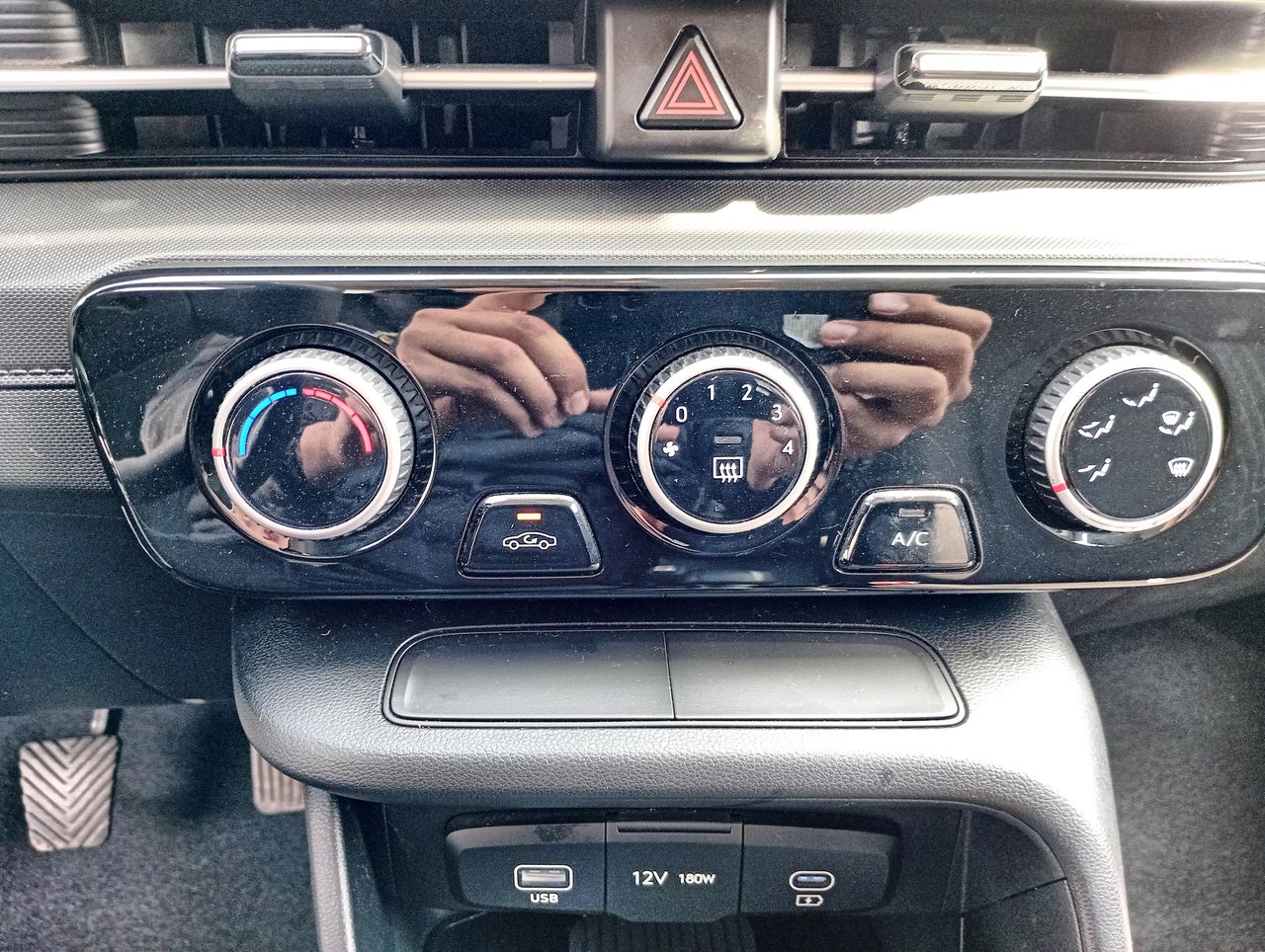 HYUNDAI - 30
