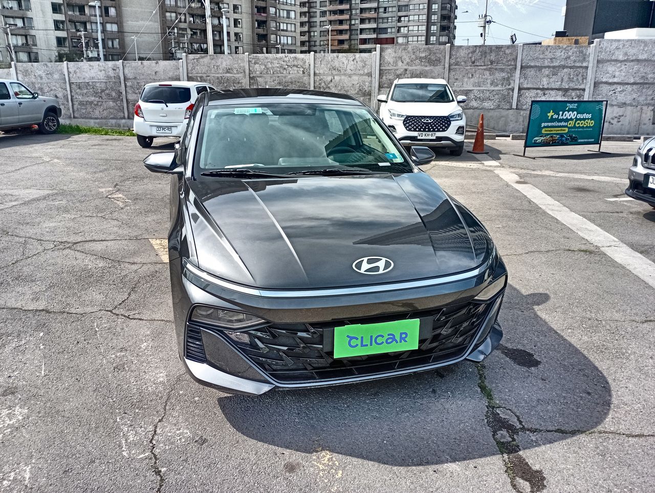 HYUNDAI - 2