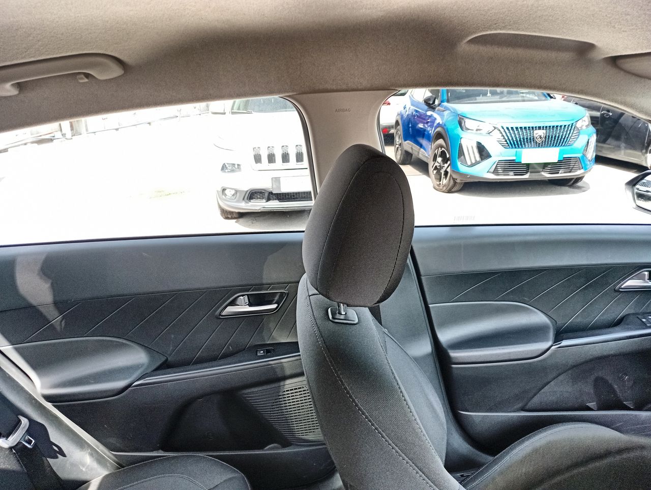 HYUNDAI - 15