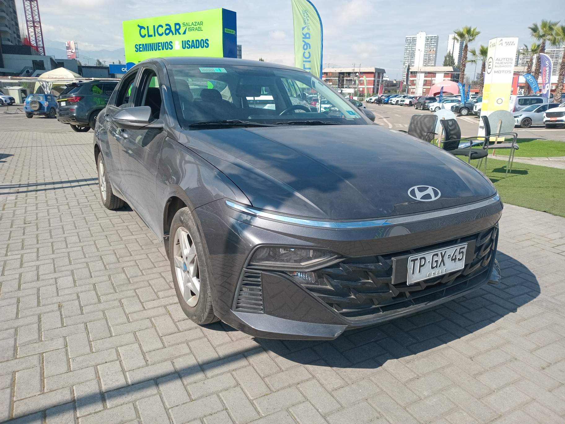 HYUNDAI - 4