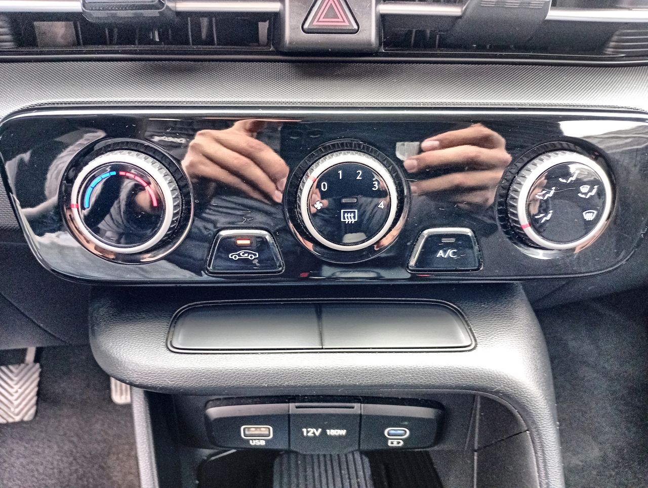 HYUNDAI - 30