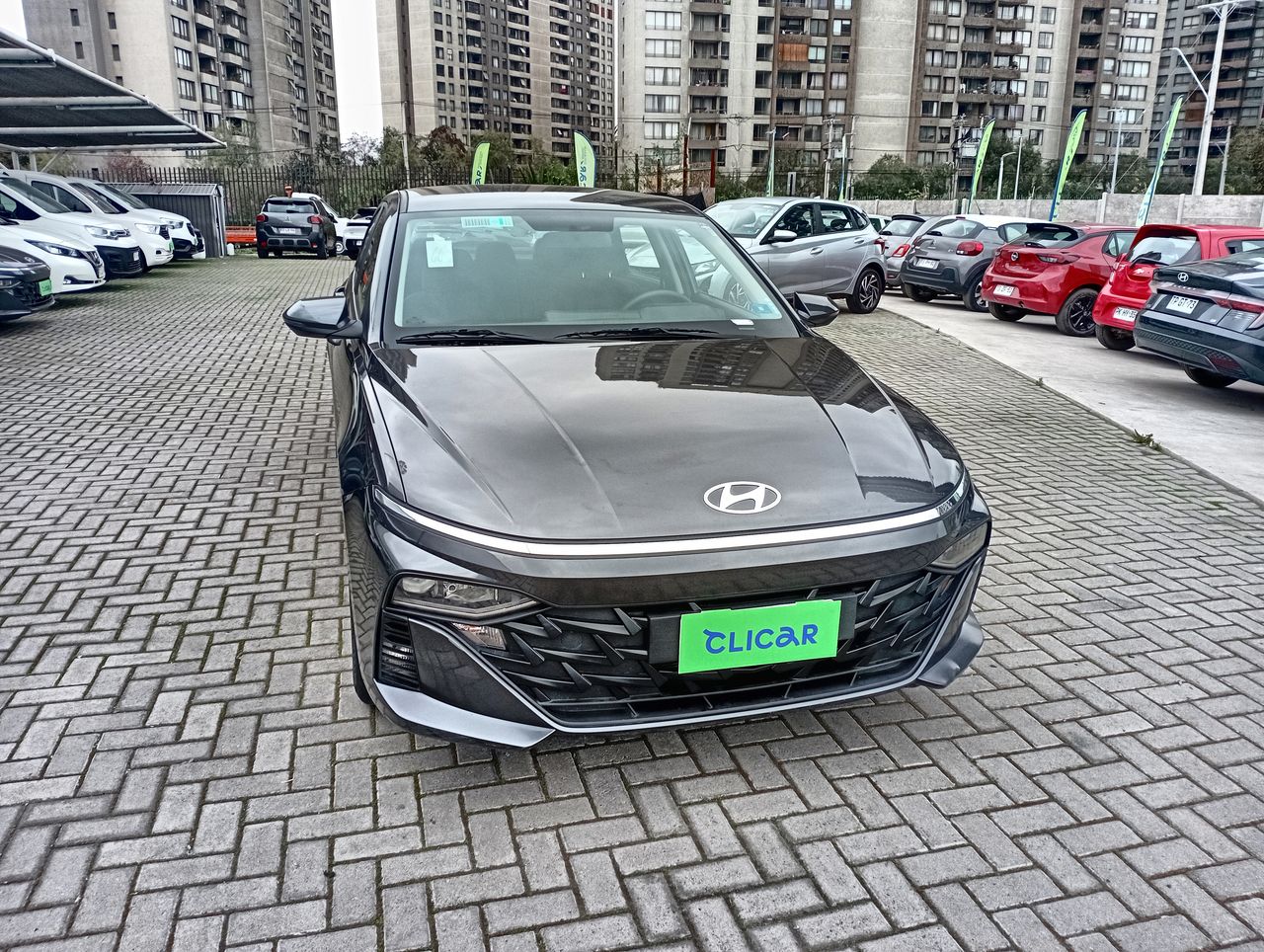 HYUNDAI - 2
