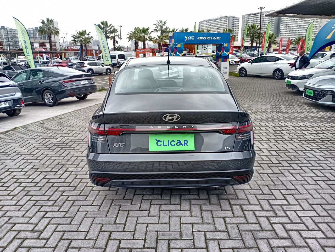 HYUNDAI - 6