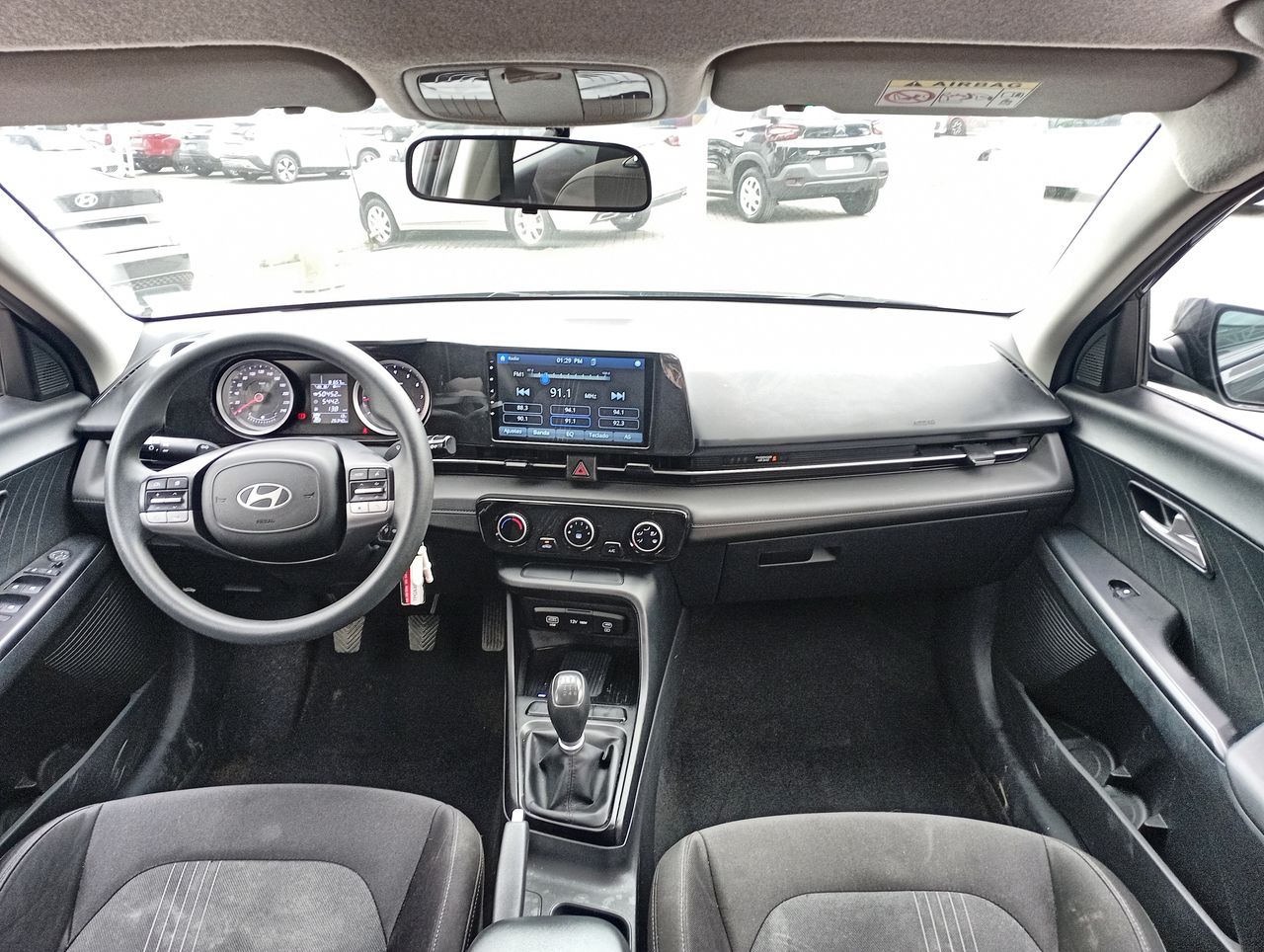 HYUNDAI - 9