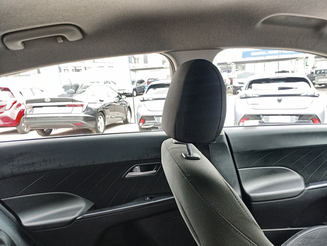 HYUNDAI - 15