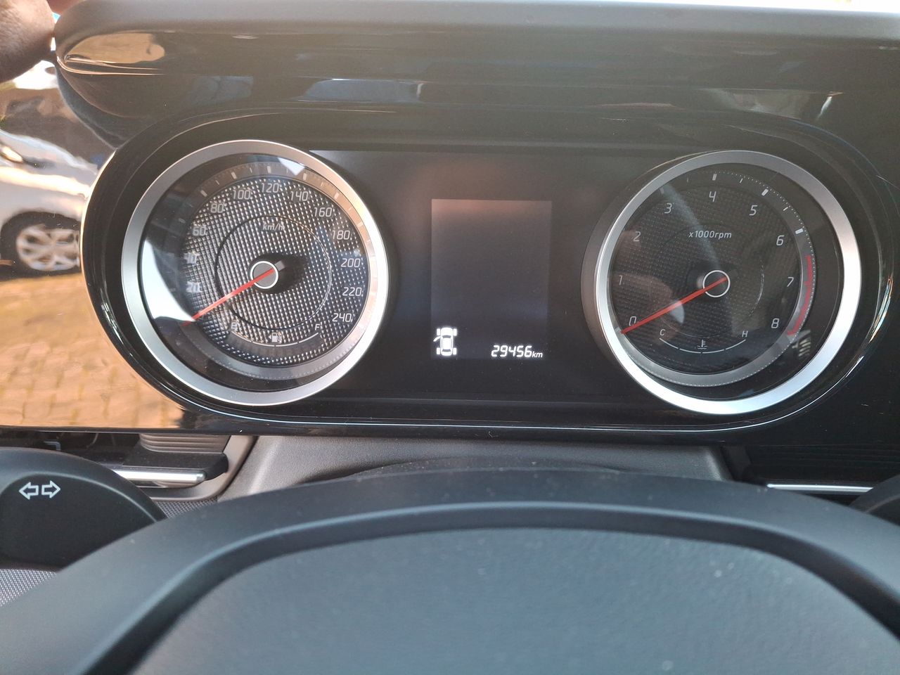 HYUNDAI - 26