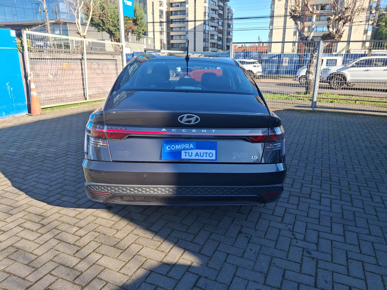 HYUNDAI - 6