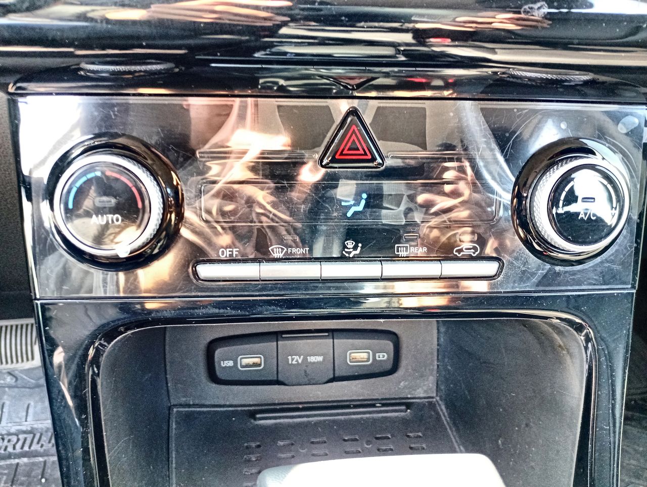 HYUNDAI - 30