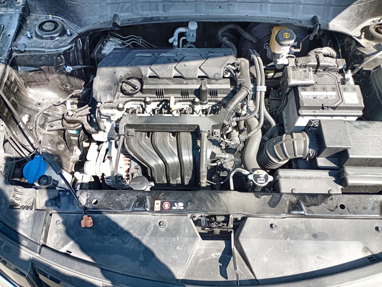 HYUNDAI - 18