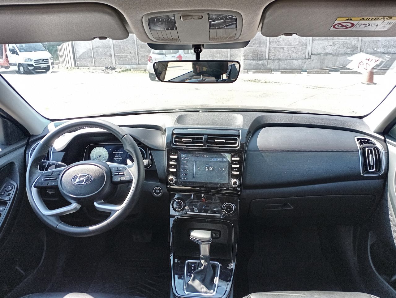 HYUNDAI - 9