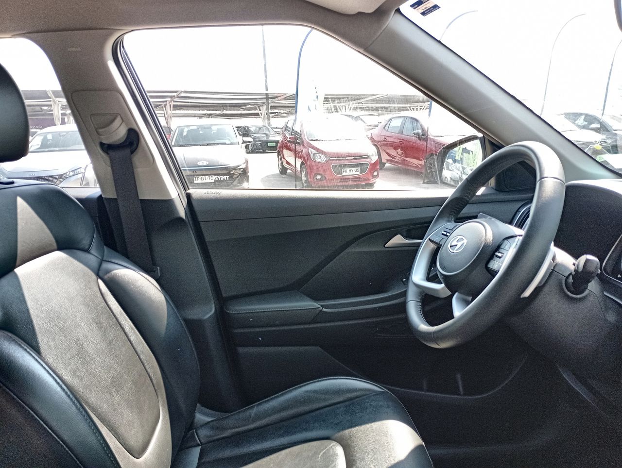 HYUNDAI - 16