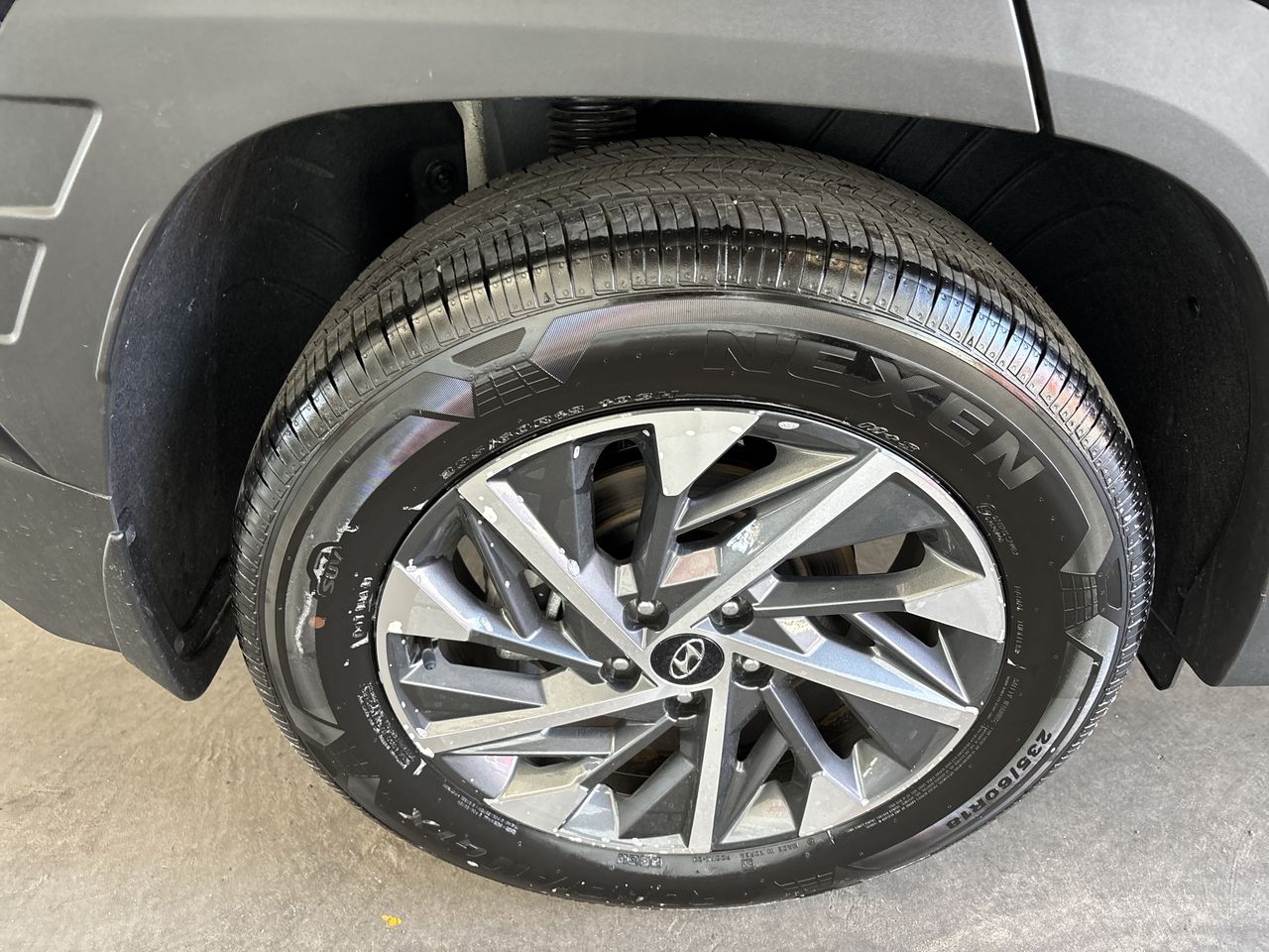 HYUNDAI - 15