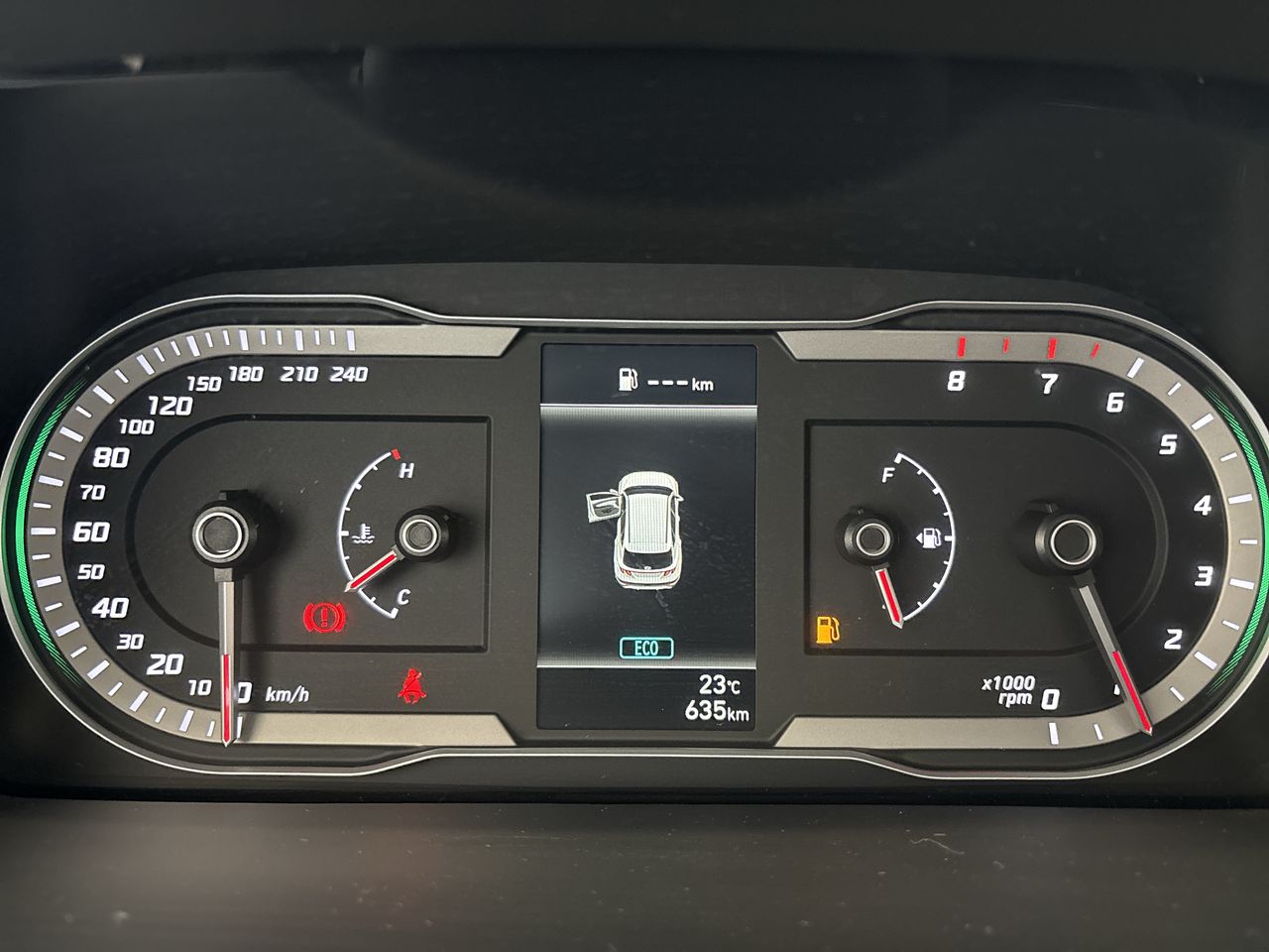 HYUNDAI - 25