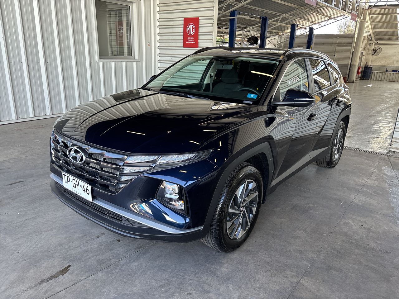 HYUNDAI - 3