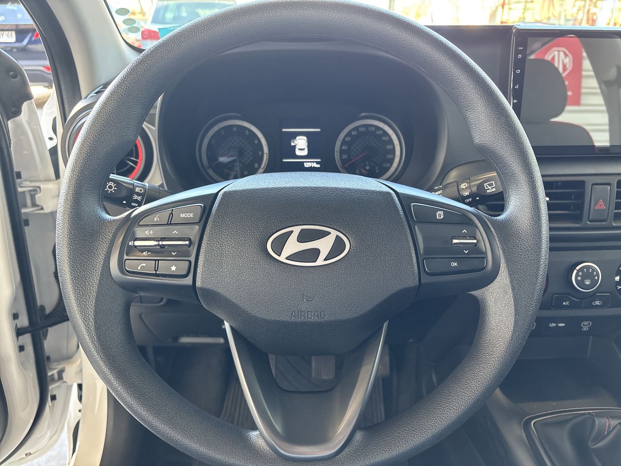 HYUNDAI - 22
