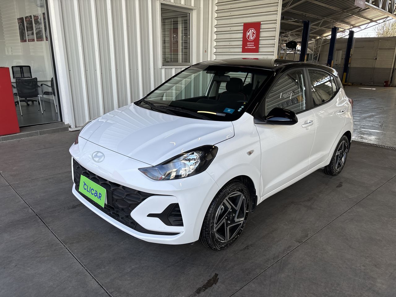 HYUNDAI - 3