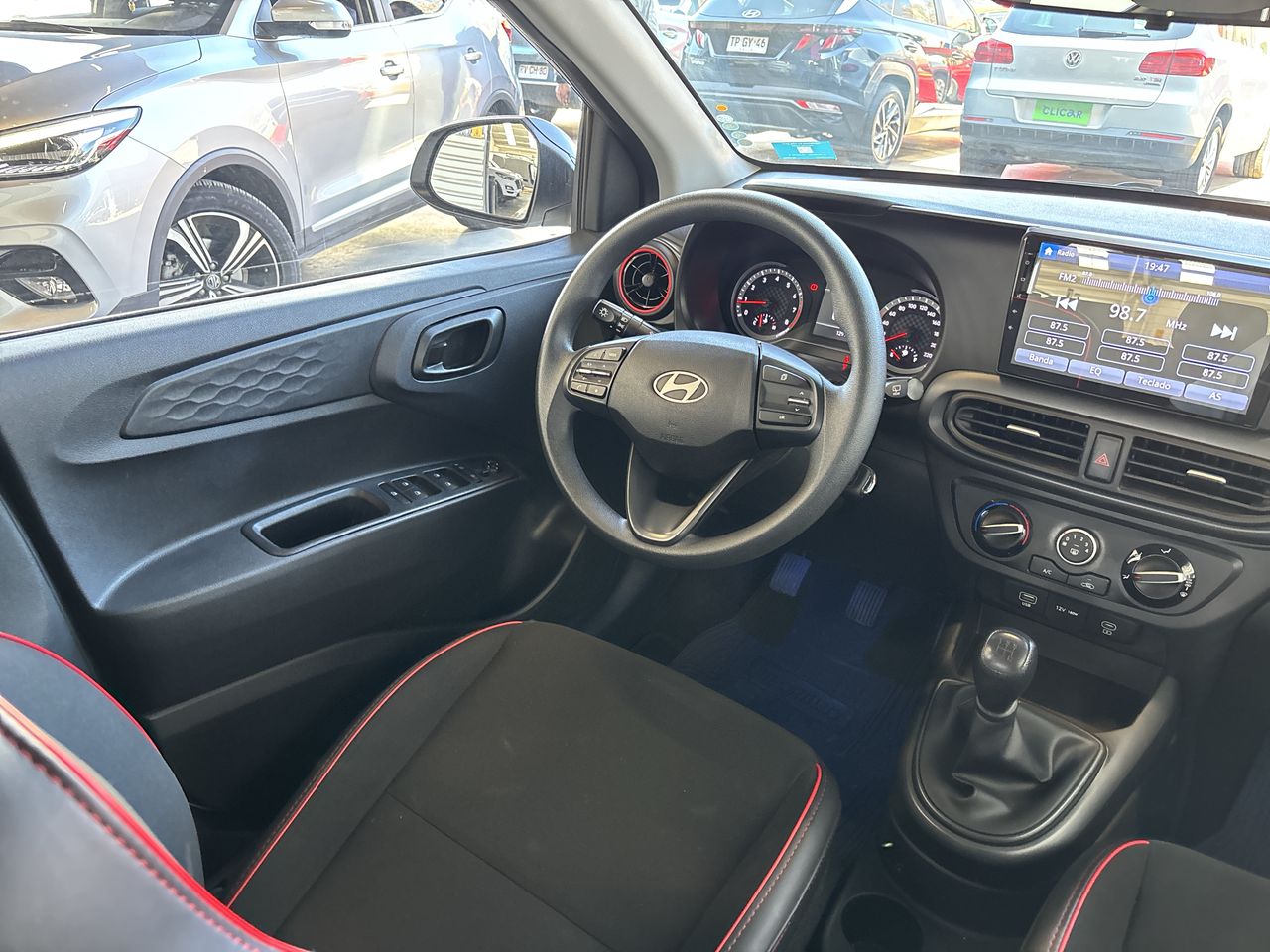 HYUNDAI - 14