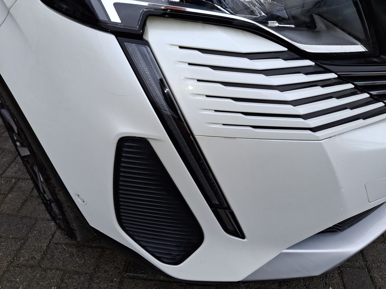 PEUGEOT - 10